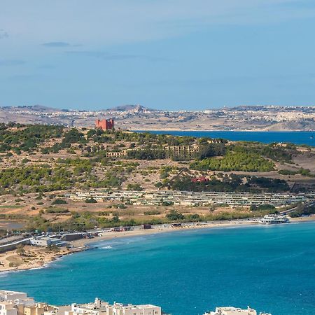 Clifftop Modern Apartment Мелліха Екстер'єр фото